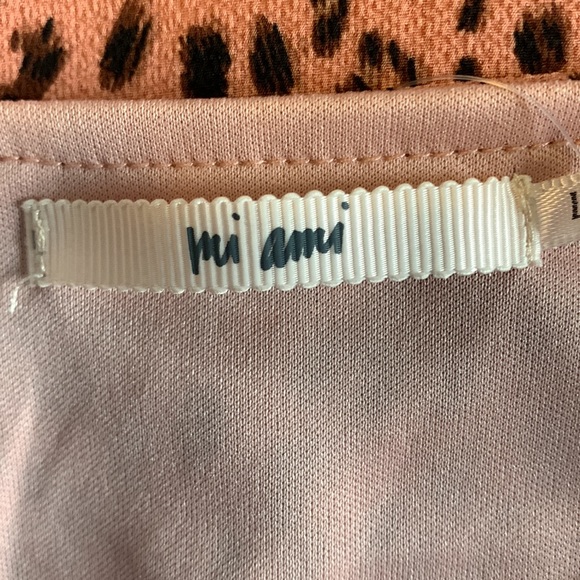 Francesca’s NWT Tiereddrop Rose Leopard Print Women’s Size L Lined Mini Skirt - Picture 16 of 16